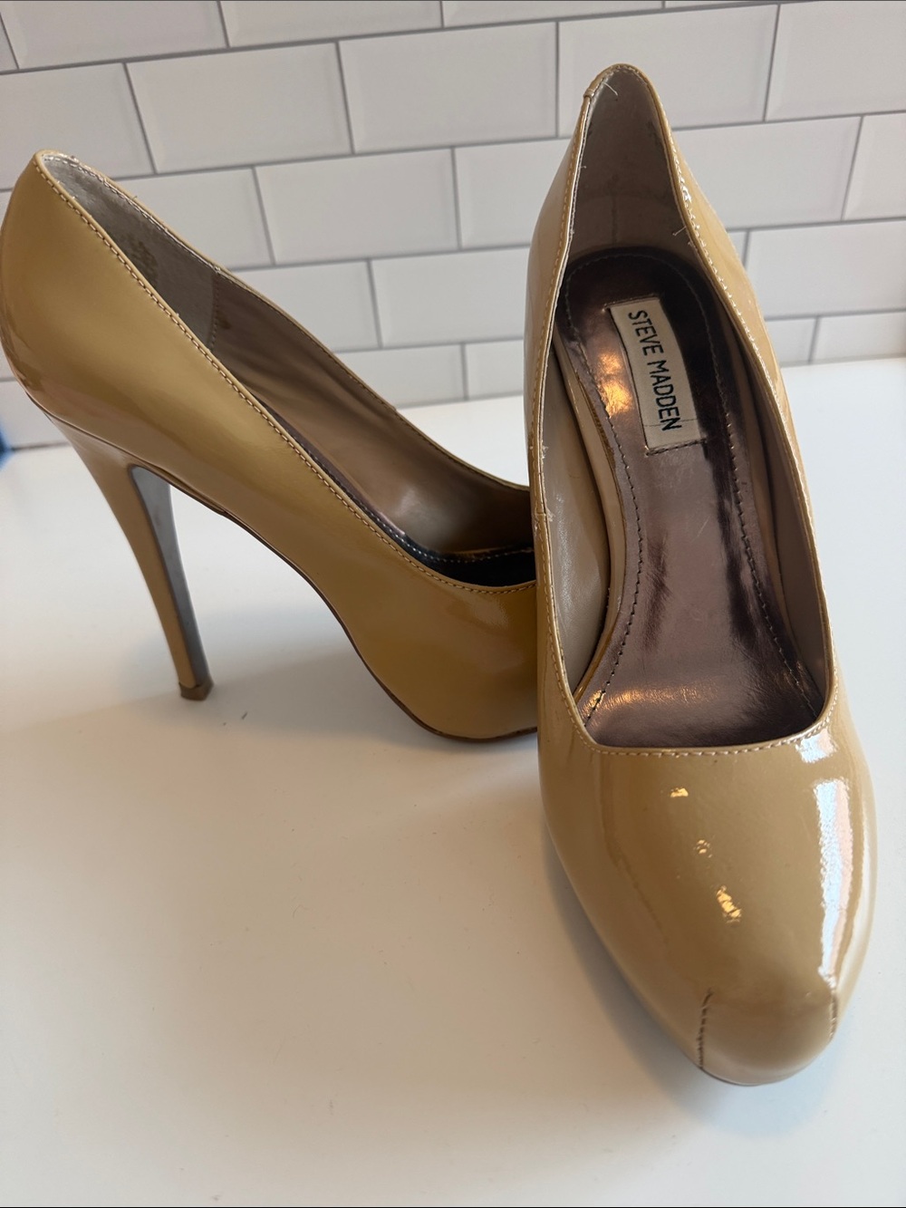 Steve Madden Beige Patent Leather High Heel Pumps